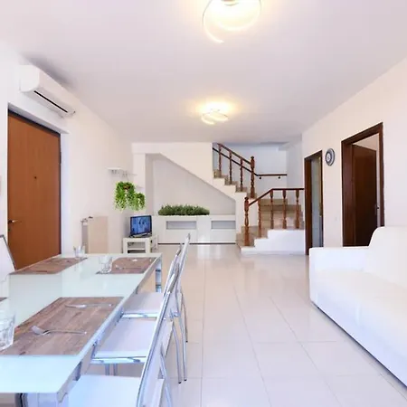 Casa Elena بيت للعطل *