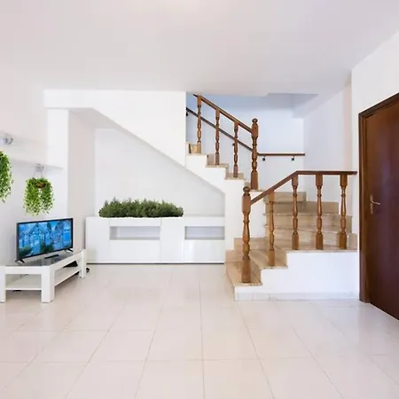 Casa Elena بيت للعطل